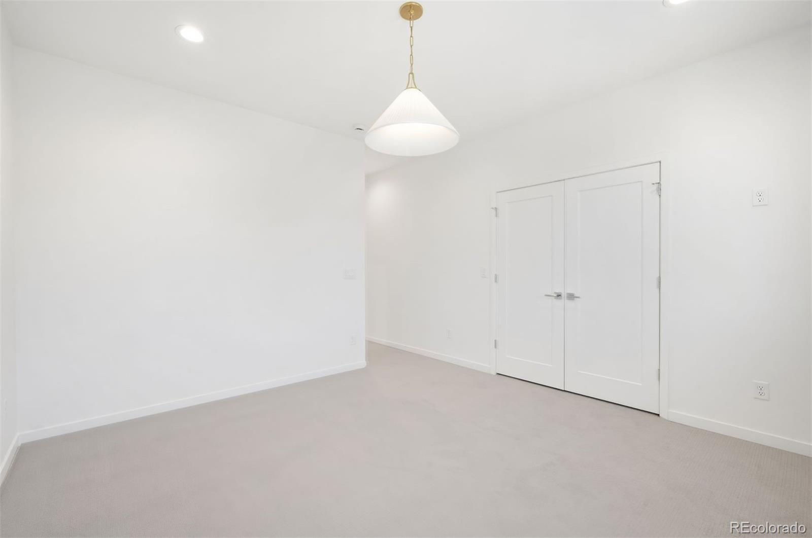 MLS Image #13 for 5894 e 14th avenue,denver, Colorado