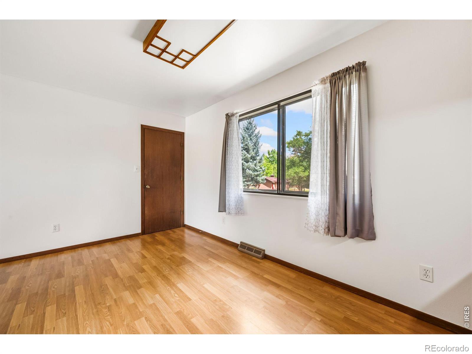 MLS Image #8 for 754 s dotsero drive,loveland, Colorado