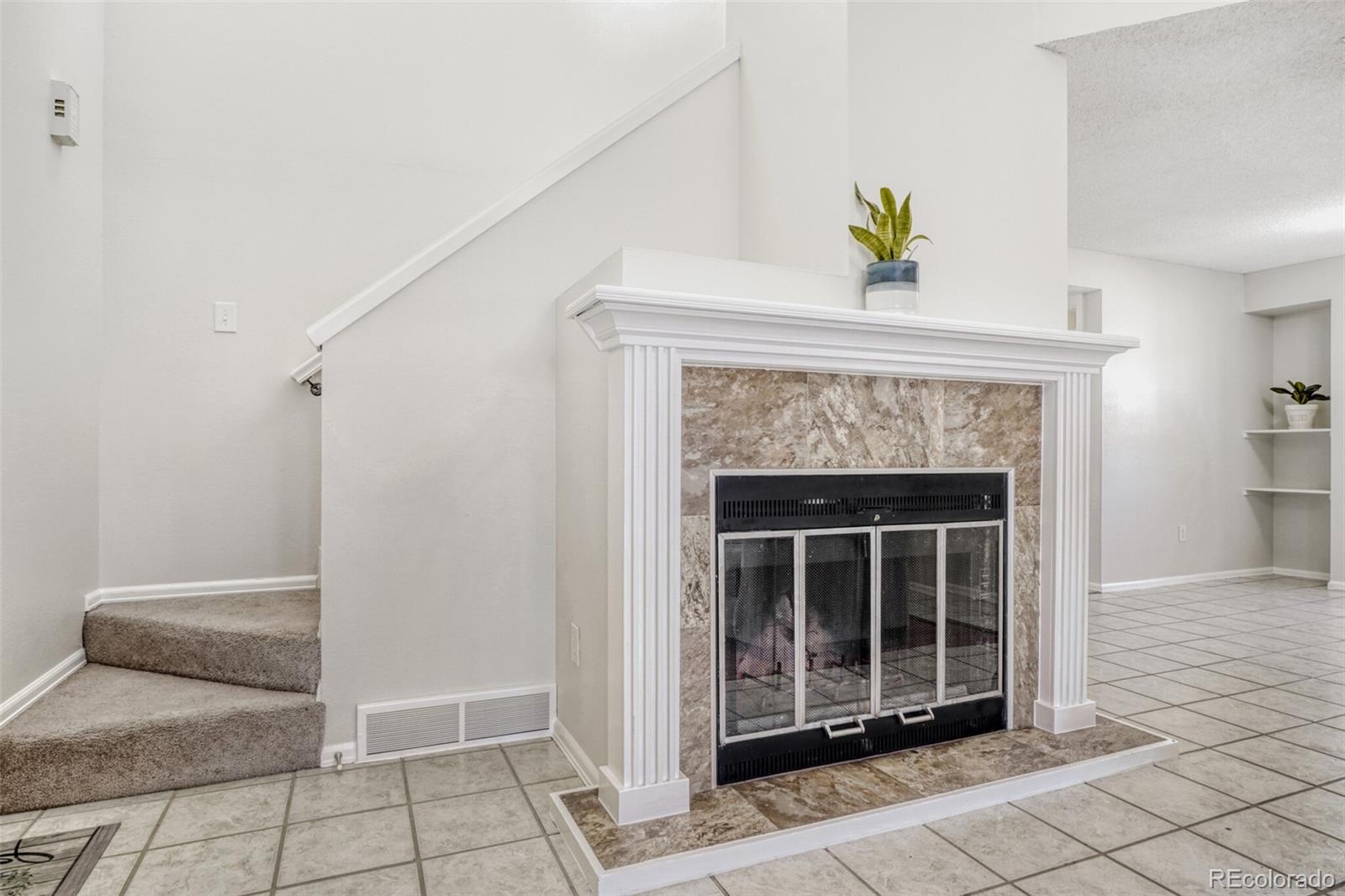MLS Image #4 for 12404 e tennessee circle,aurora, Colorado