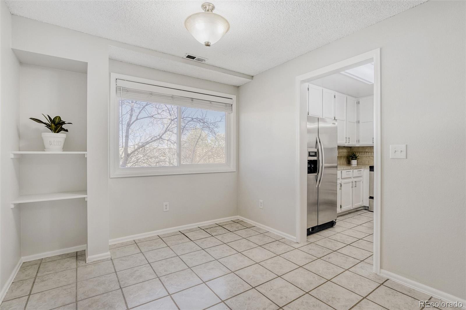 MLS Image #5 for 12404 e tennessee circle,aurora, Colorado
