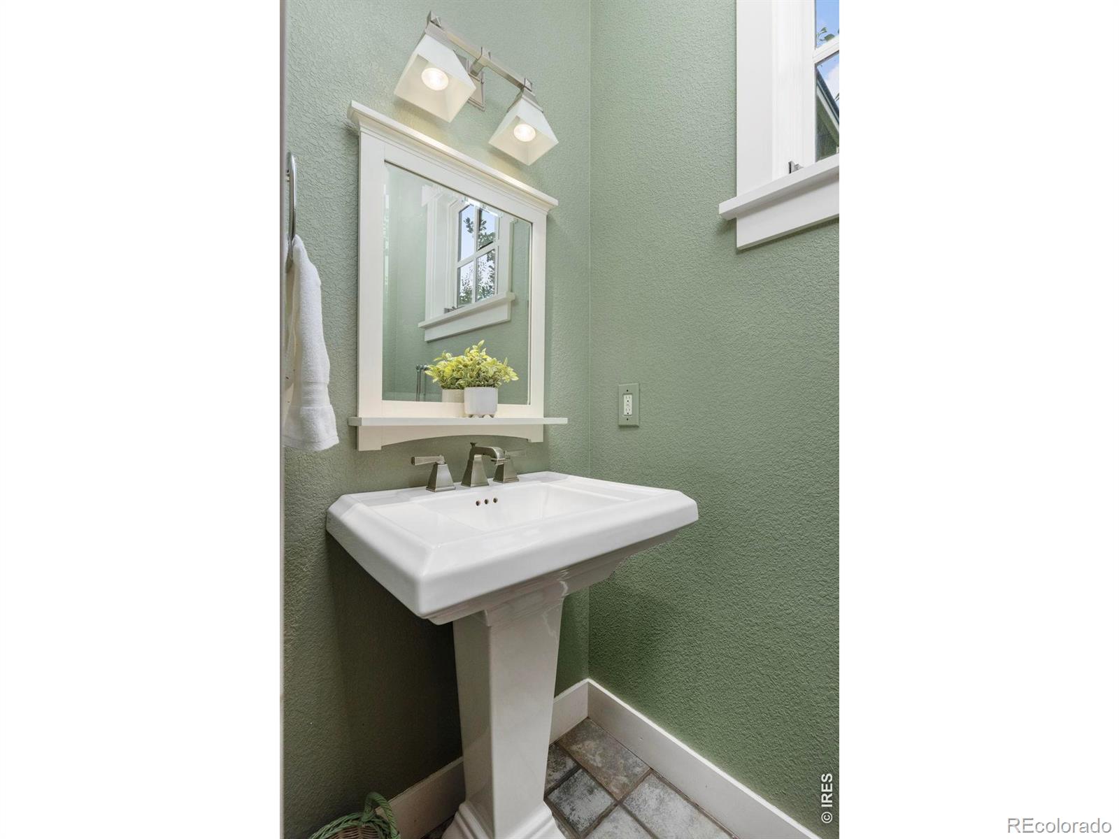 MLS Image #12 for 818  confidence drive,longmont, Colorado