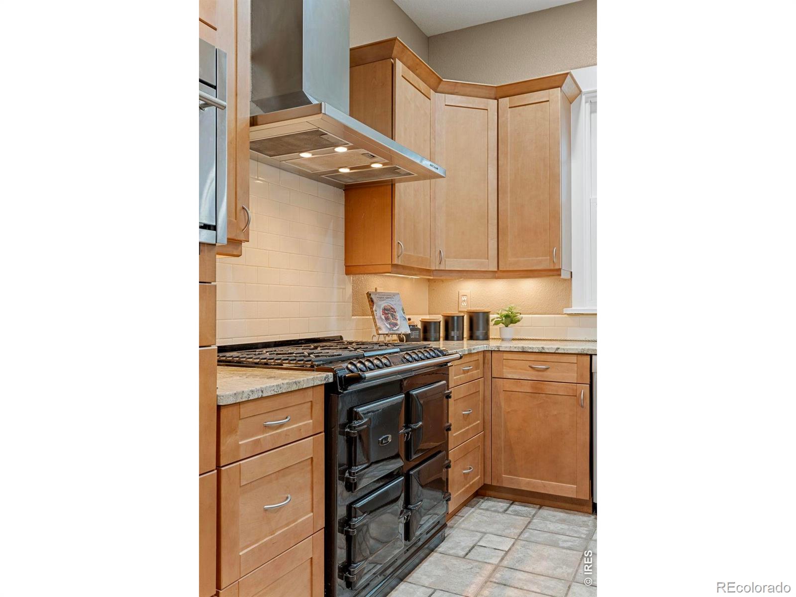 MLS Image #8 for 818  confidence drive,longmont, Colorado