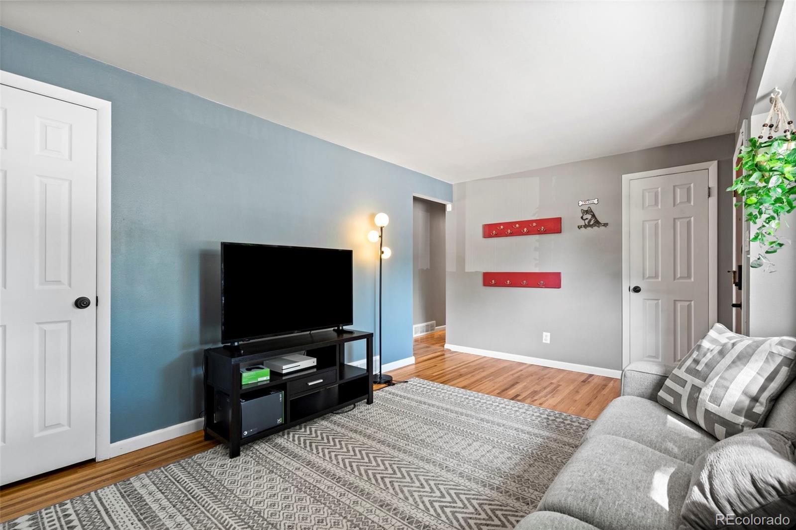 MLS Image #5 for 1605 s cape street,lakewood, Colorado