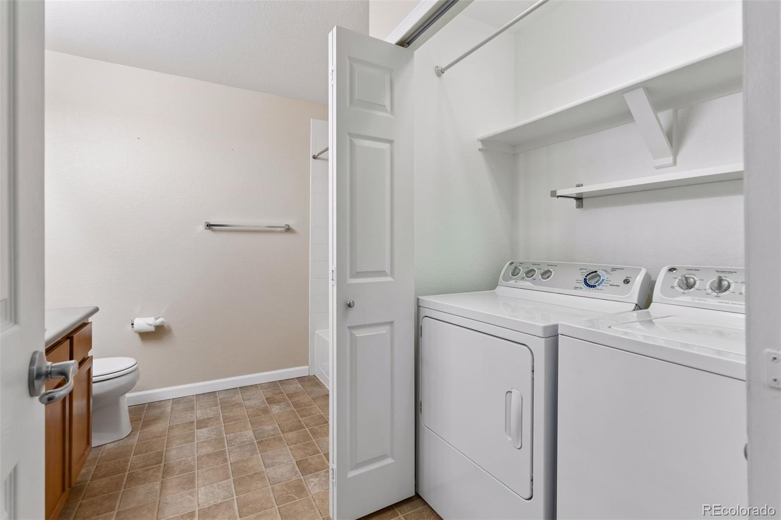 MLS Image #19 for 23346 e 5th place,aurora, Colorado
