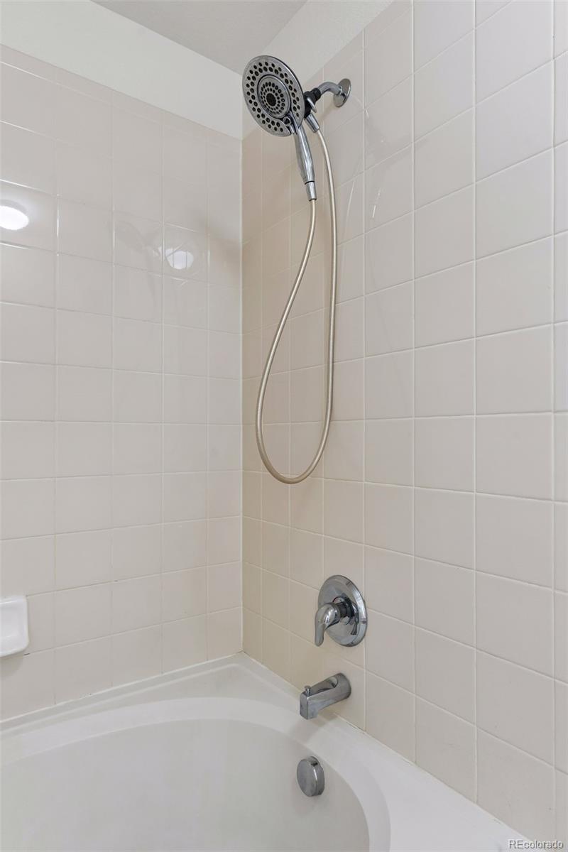MLS Image #29 for 23346 e 5th place,aurora, Colorado