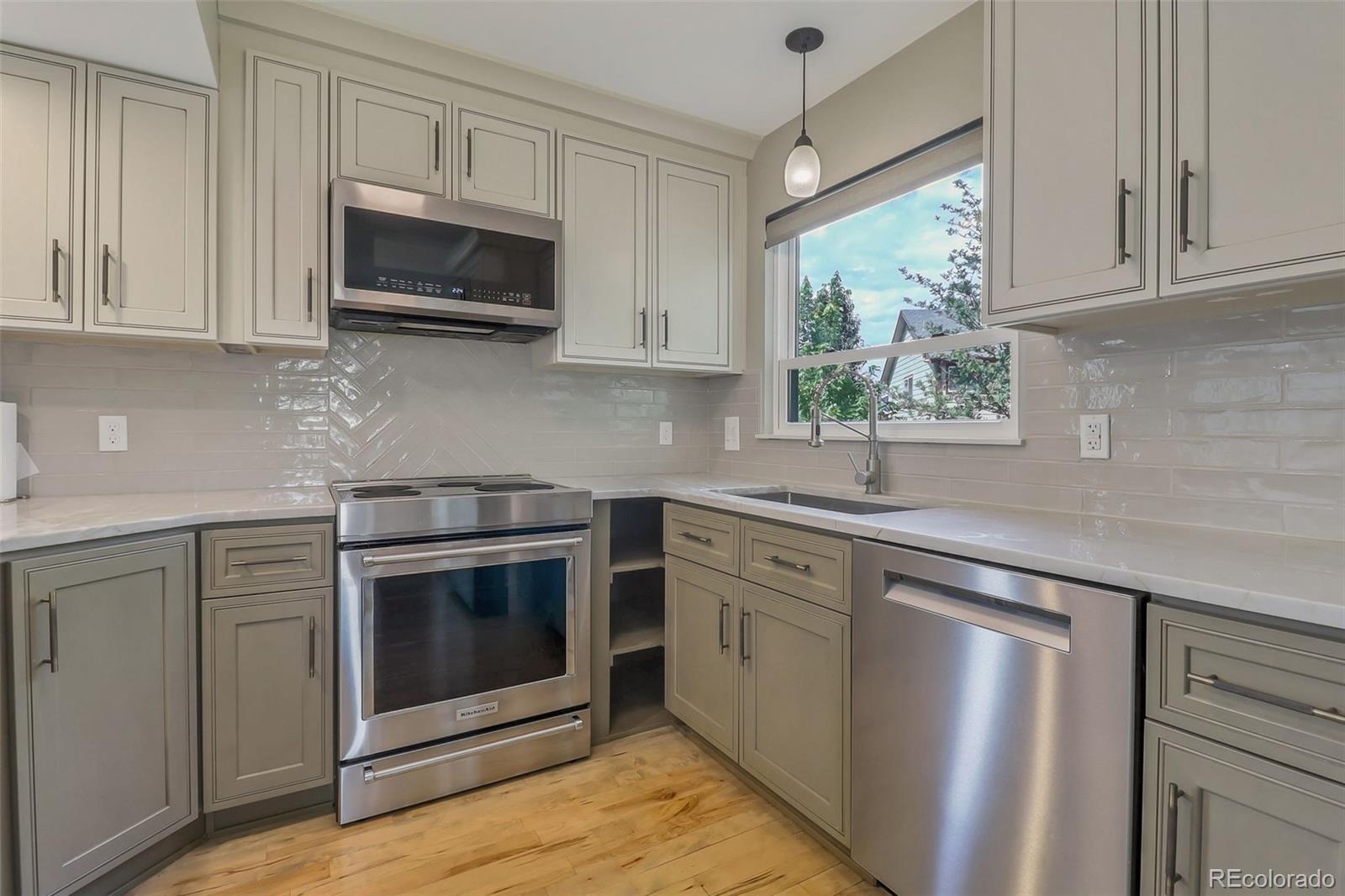 MLS Image #5 for 3777  shefield drive,broomfield, Colorado