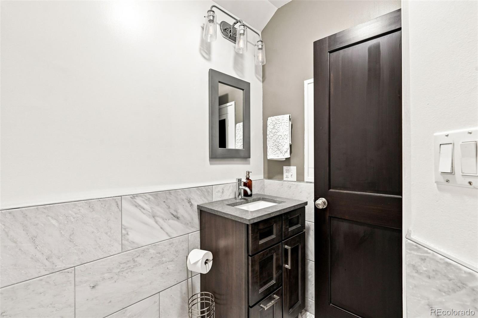 MLS Image #28 for 605 n race street,denver, Colorado