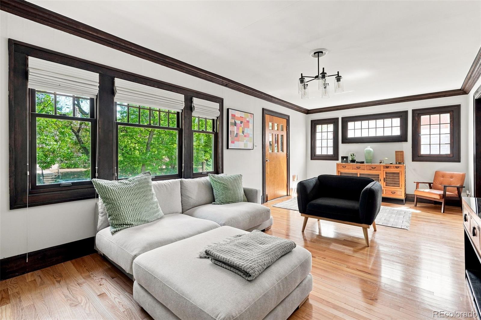 MLS Image #3 for 605 n race street,denver, Colorado