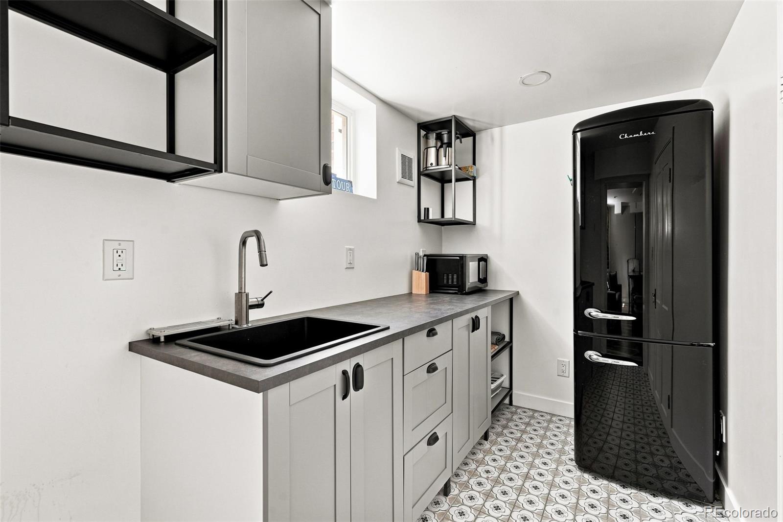 MLS Image #33 for 605 n race street,denver, Colorado