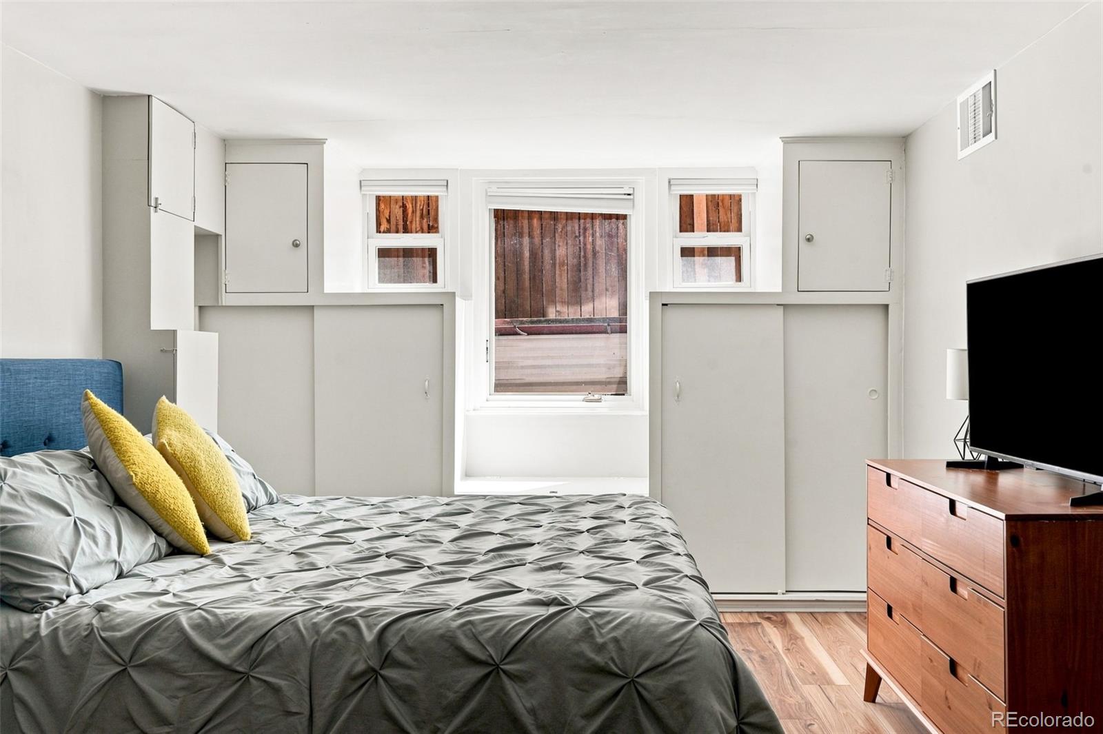 MLS Image #36 for 605 n race street,denver, Colorado