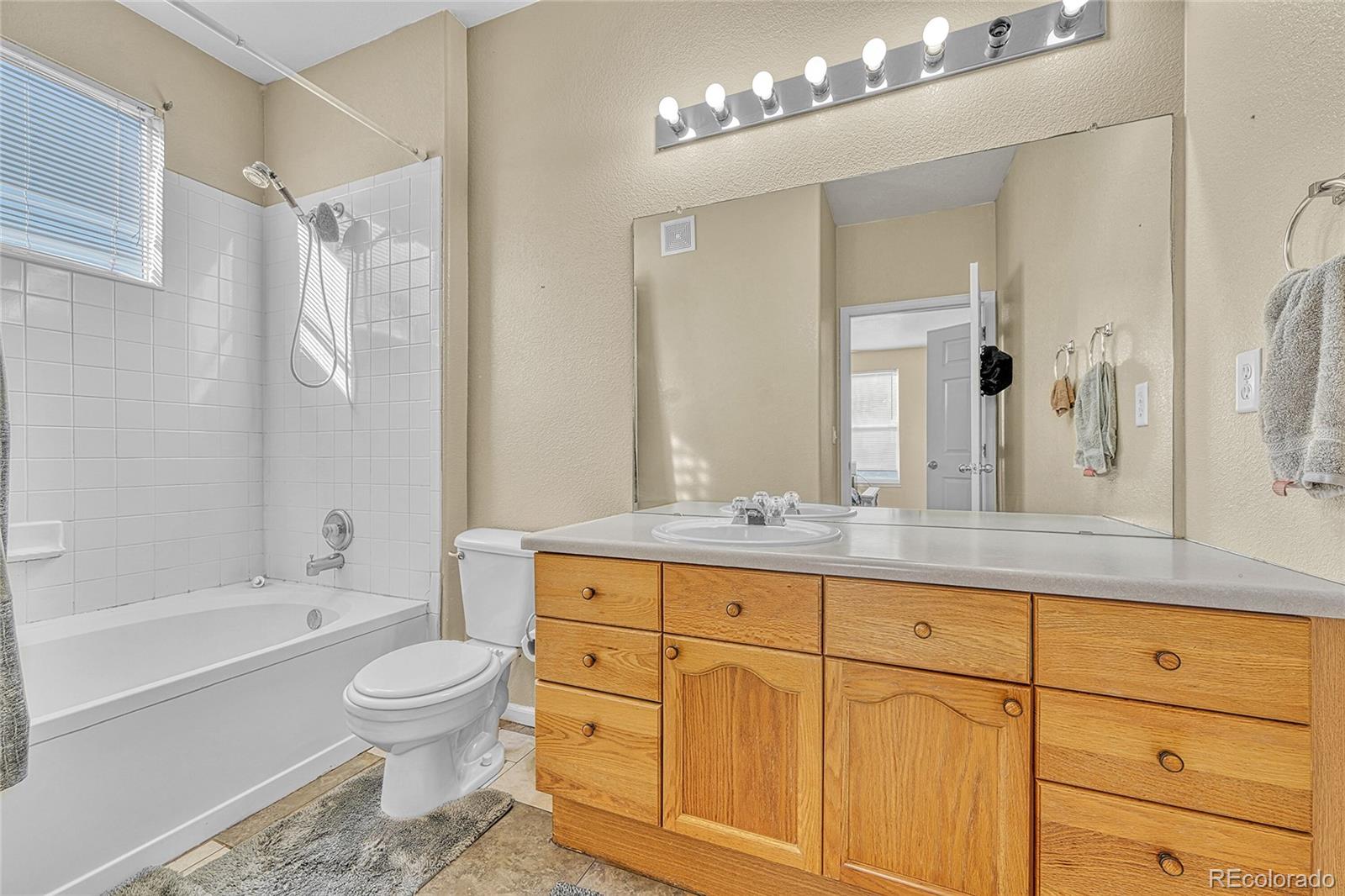 MLS Image #15 for 14313 e 1st drive,aurora, Colorado