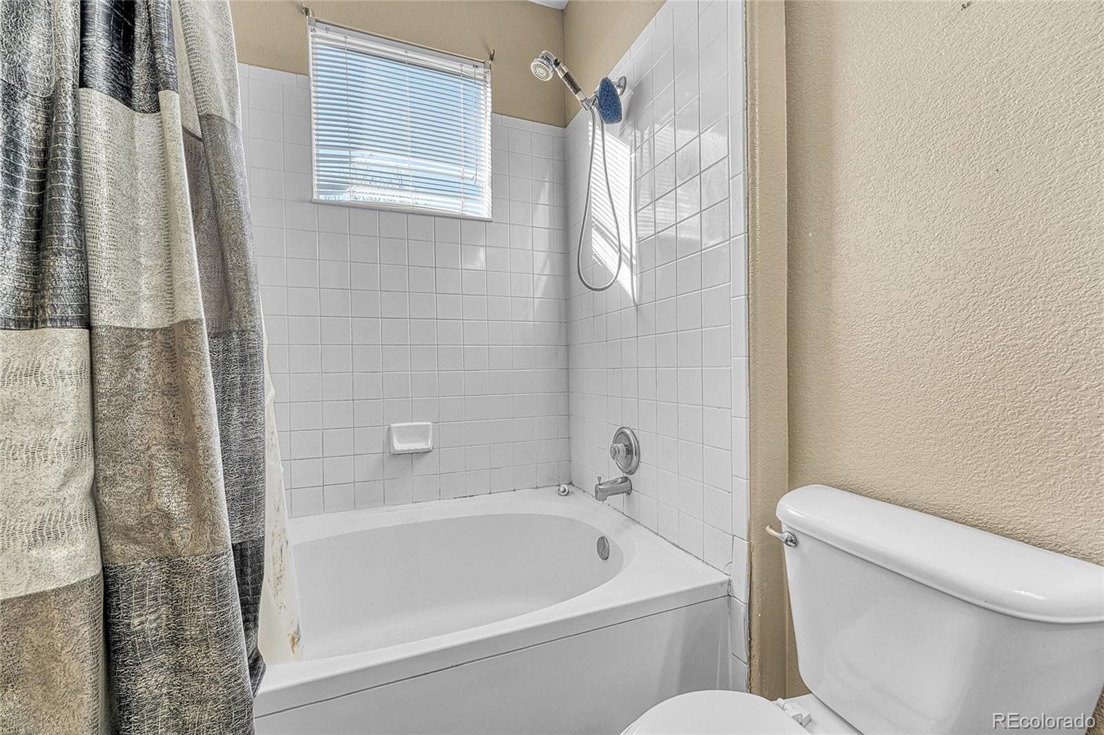 MLS Image #16 for 14313 e 1st drive,aurora, Colorado