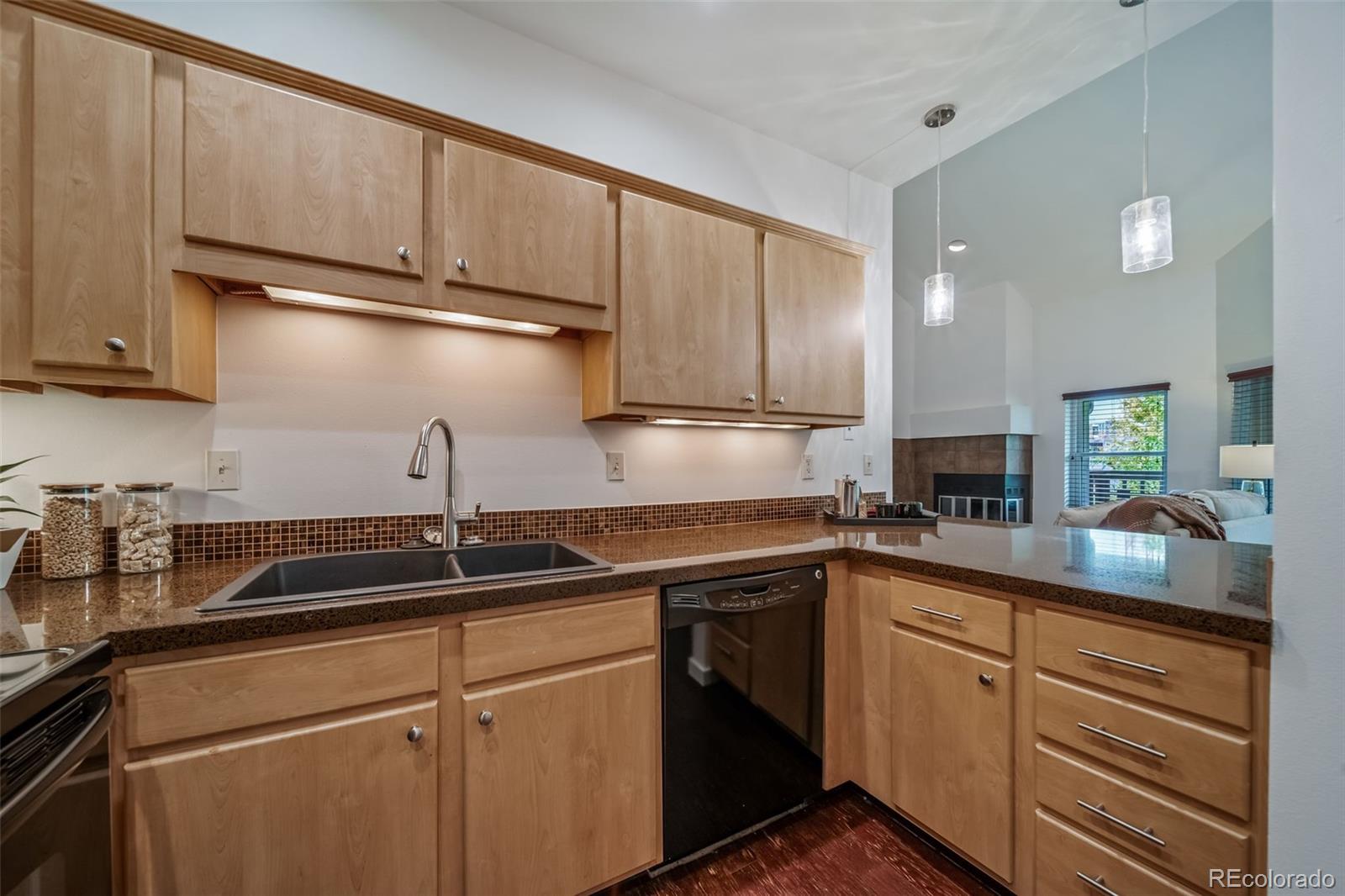 MLS Image #17 for 1000 e 1st avenue,denver, Colorado