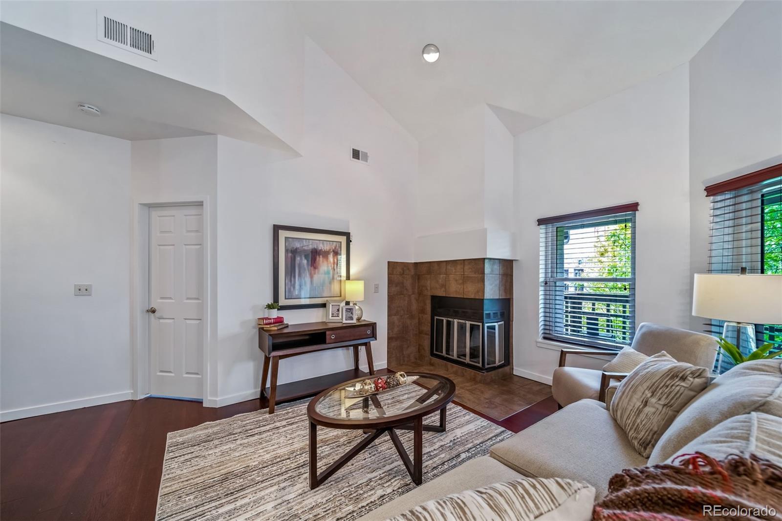 MLS Image #6 for 1000 e 1st avenue,denver, Colorado