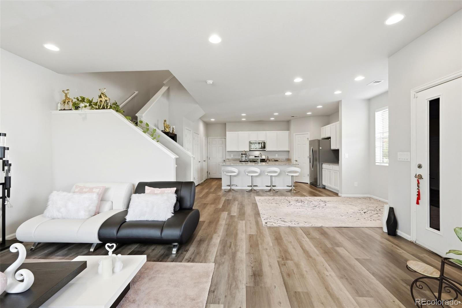 MLS Image #5 for 16291  bolling drive,denver, Colorado