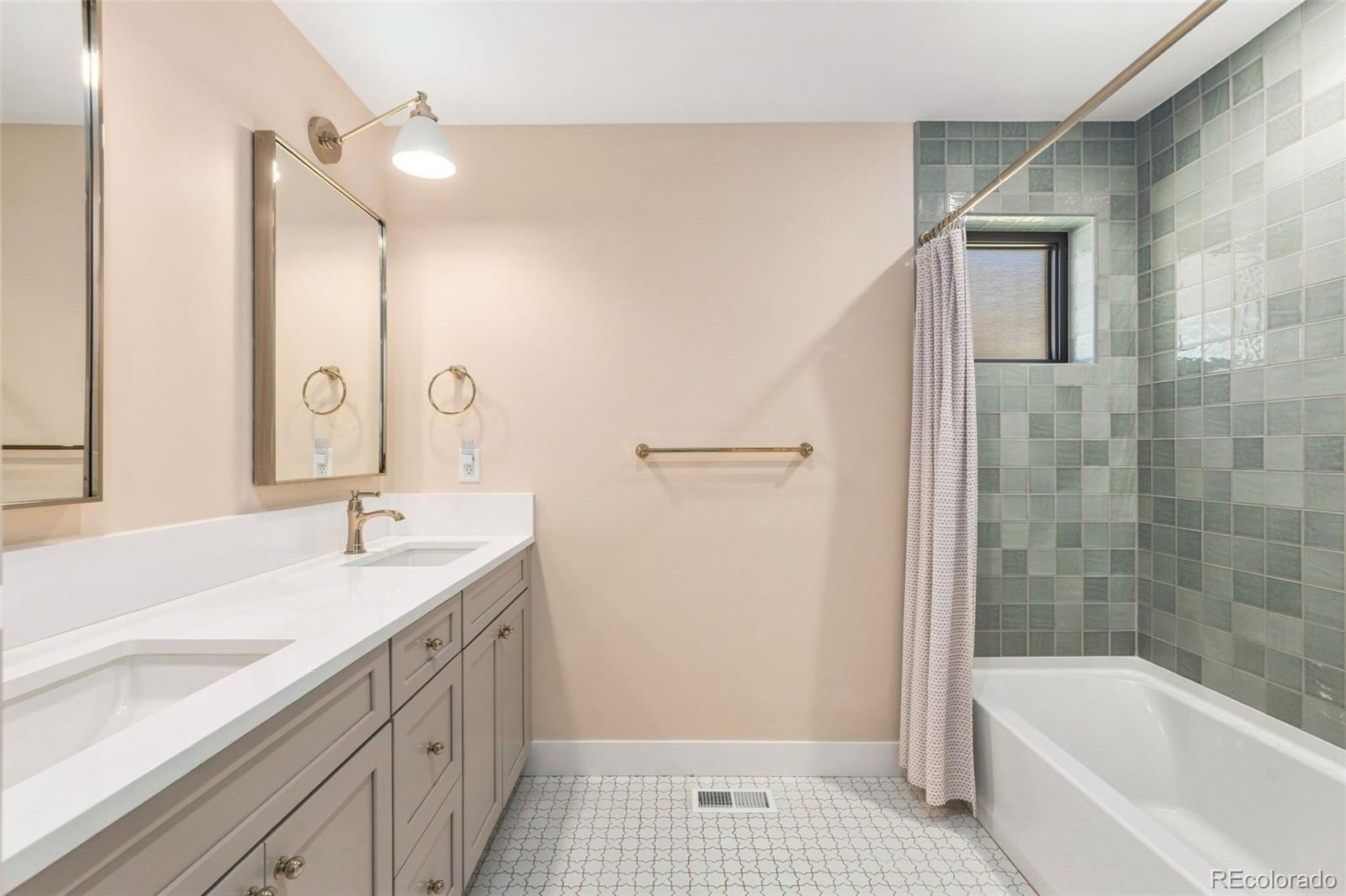 MLS Image #27 for 1615  yates street,denver, Colorado