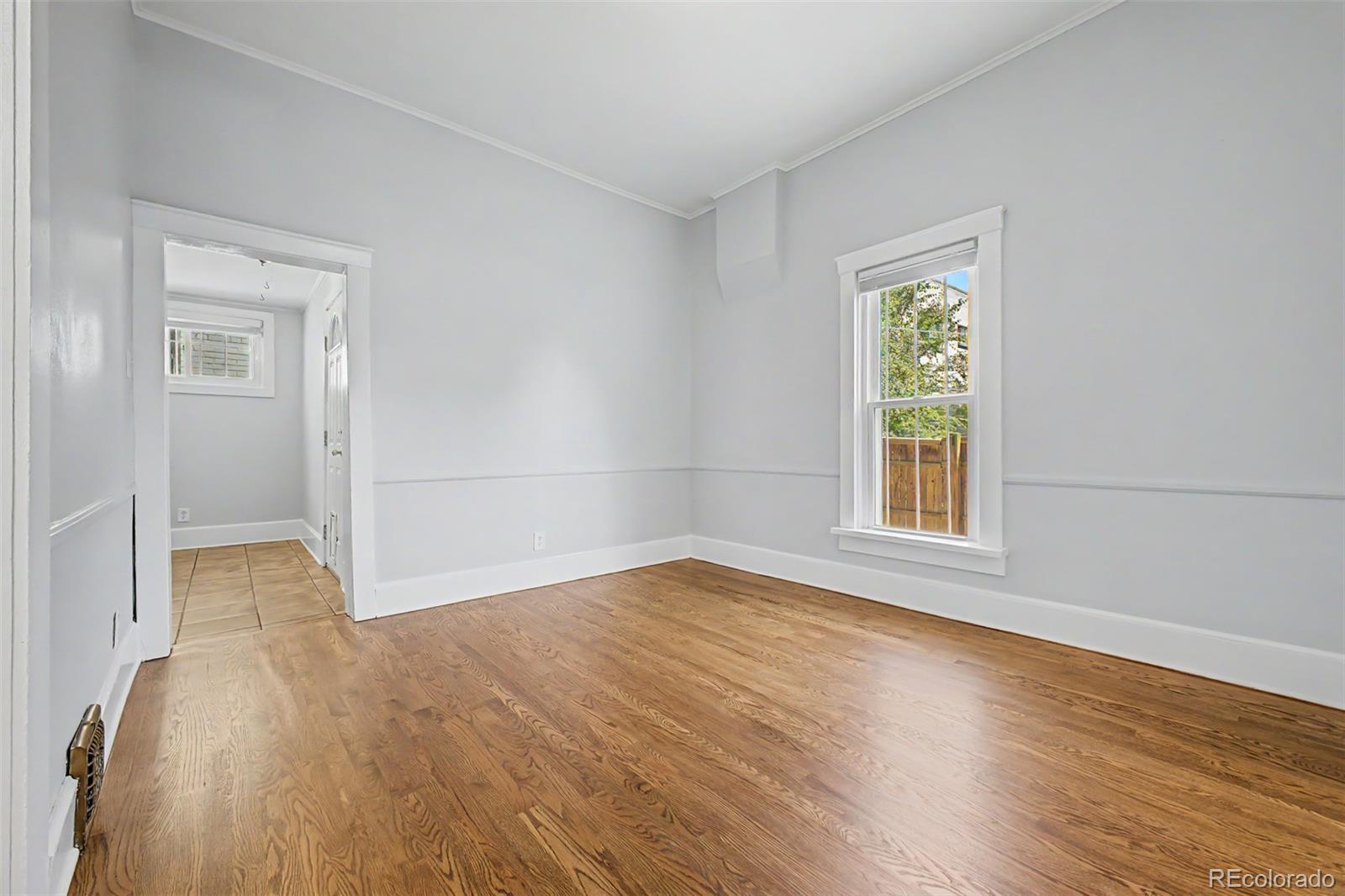 MLS Image #11 for 331 e ellsworth avenue,denver, Colorado