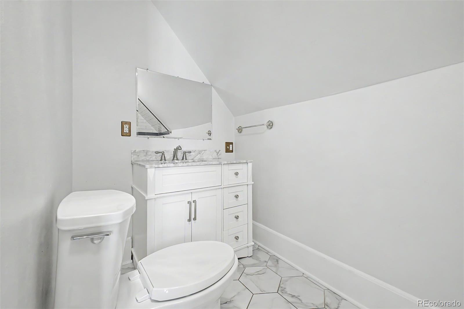 MLS Image #24 for 331 e ellsworth avenue,denver, Colorado
