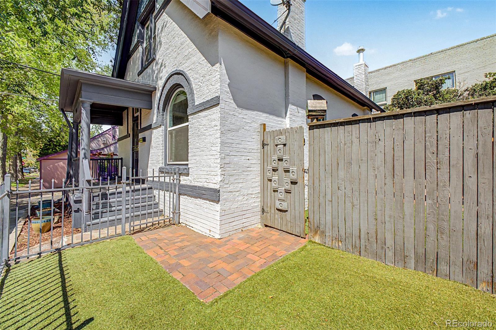 MLS Image #3 for 331 e ellsworth avenue,denver, Colorado