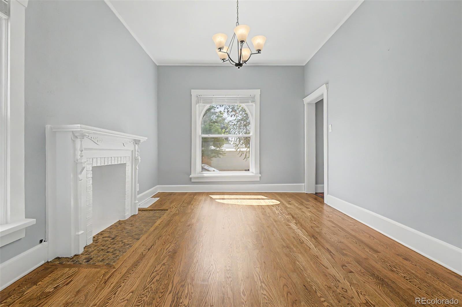MLS Image #9 for 331 e ellsworth avenue,denver, Colorado