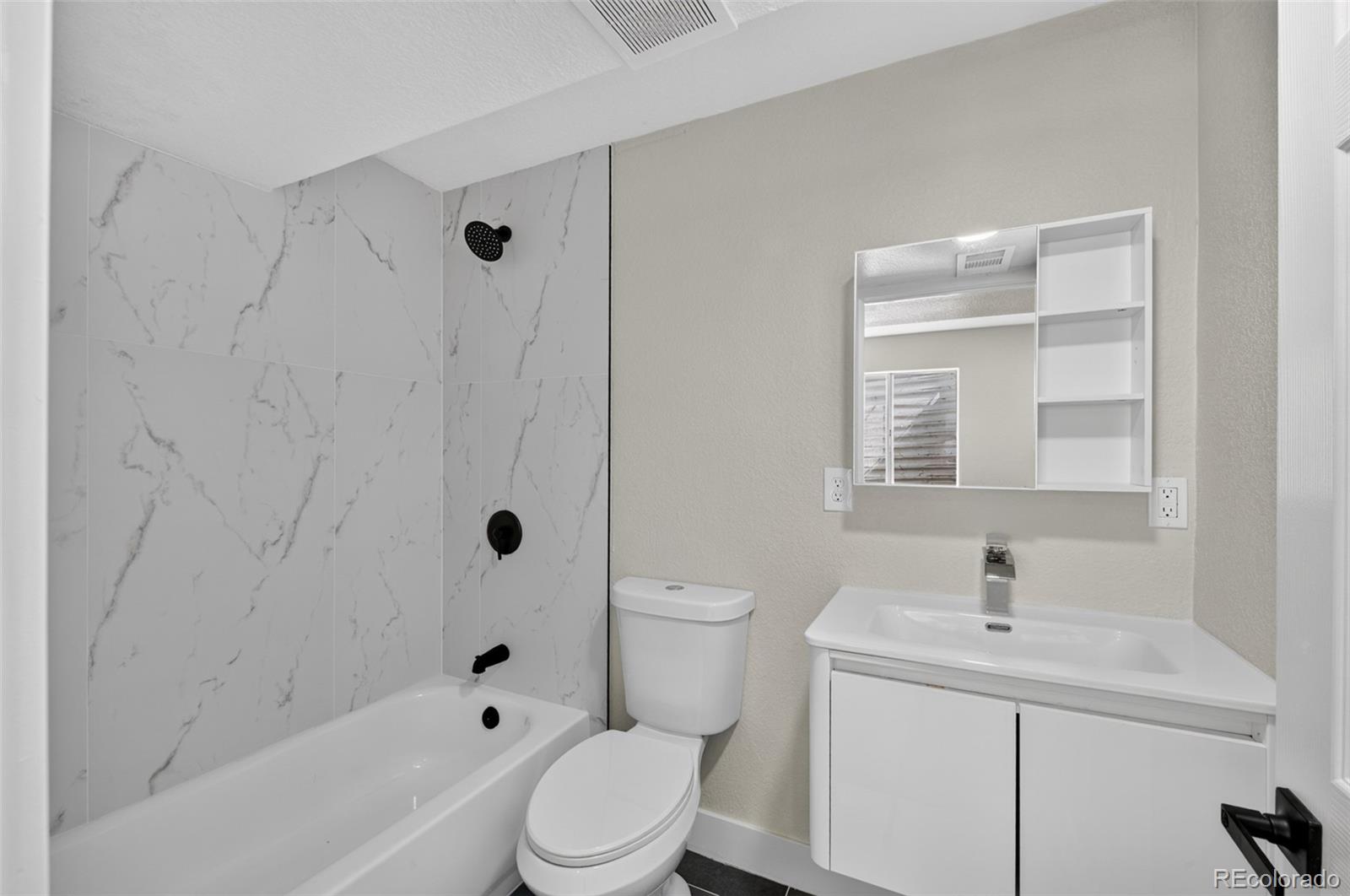 MLS Image #28 for 3692 e 92nd place,thornton, Colorado