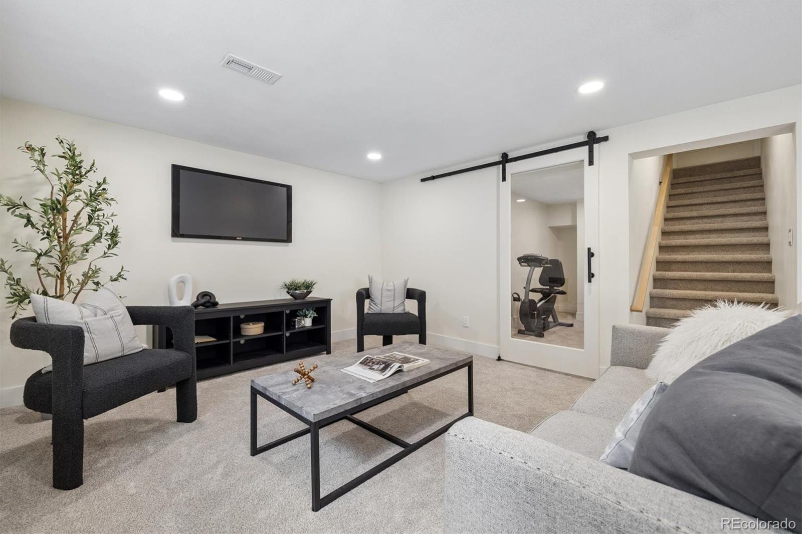 MLS Image #28 for 7570 s reed court,littleton, Colorado