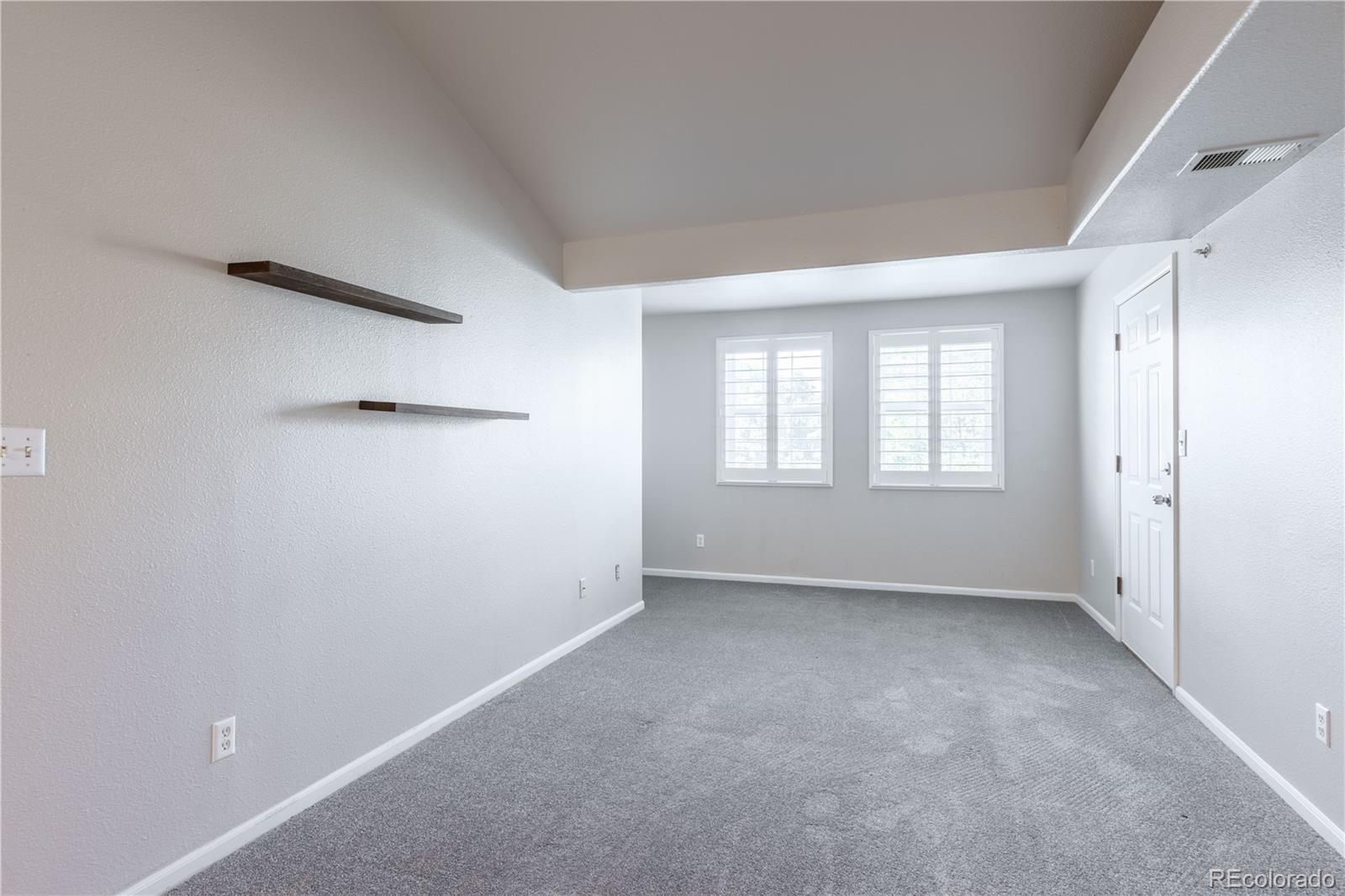 MLS Image #4 for 12555 e tennessee circle,aurora, Colorado