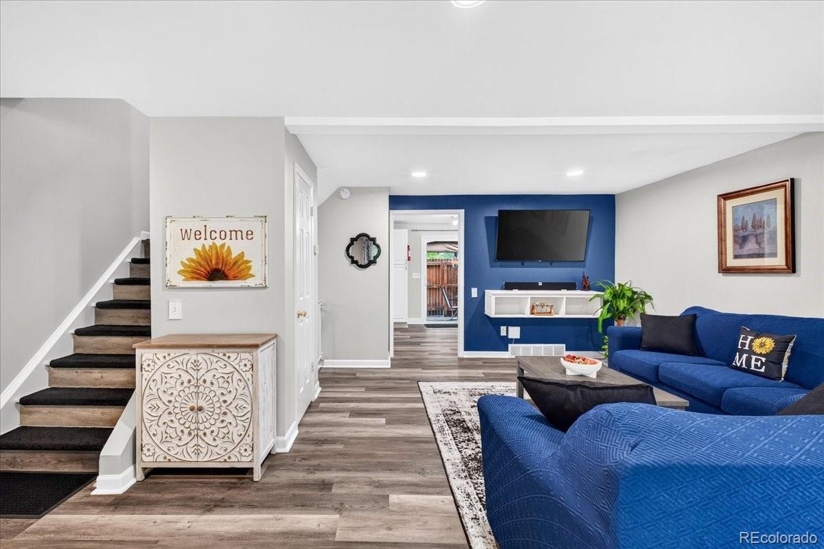 MLS Image #2 for 7725 w glasgow place,littleton, Colorado
