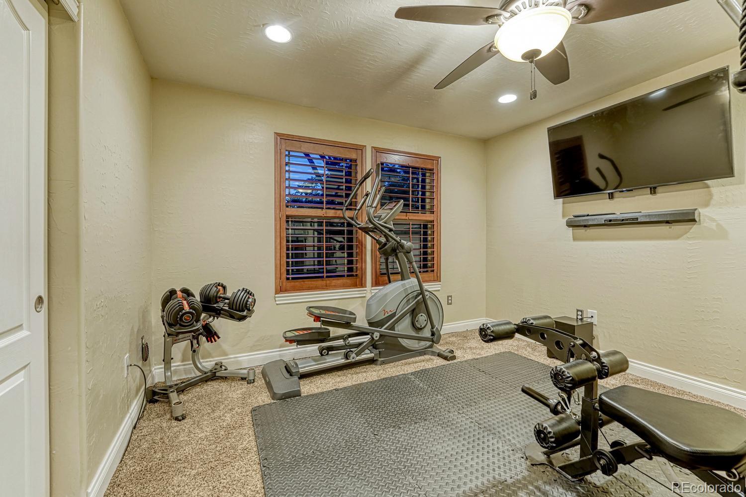 MLS Image #30 for 1023 s locust street,denver, Colorado