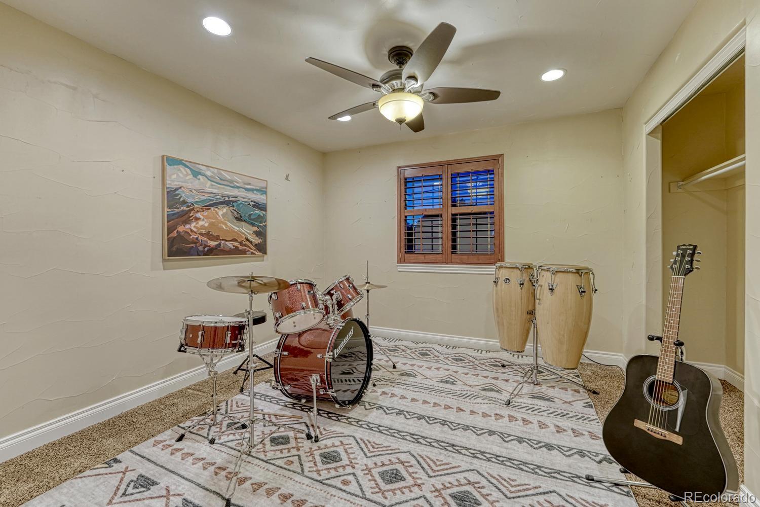 MLS Image #32 for 1023 s locust street,denver, Colorado