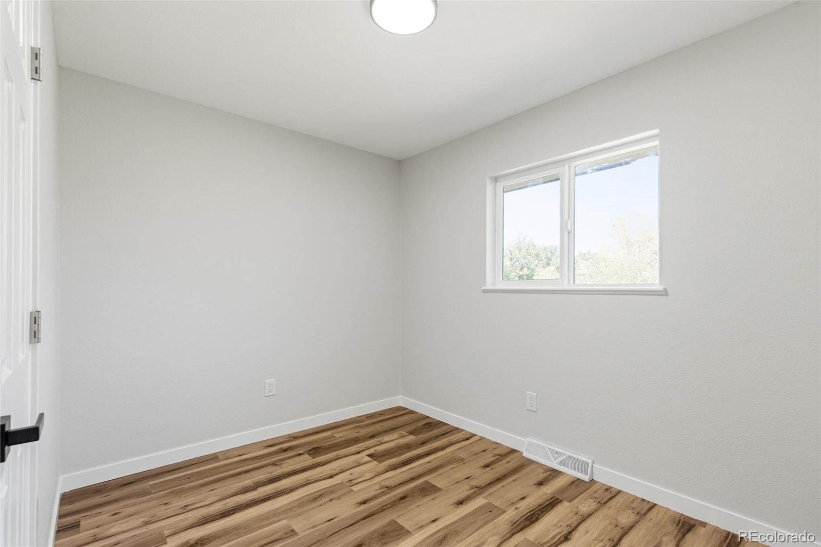 MLS Image #17 for 9241  aspen drive,thornton, Colorado