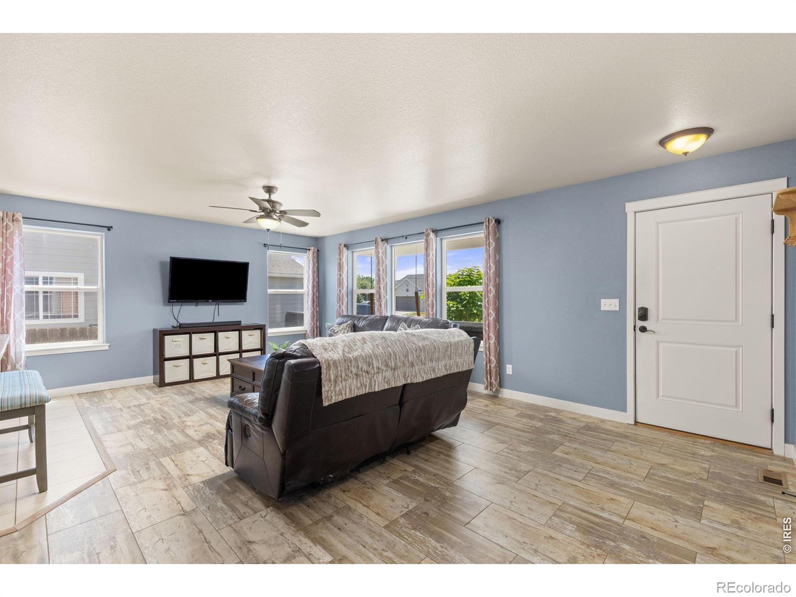 MLS Image #5 for 254 s tamera avenue,milliken, Colorado