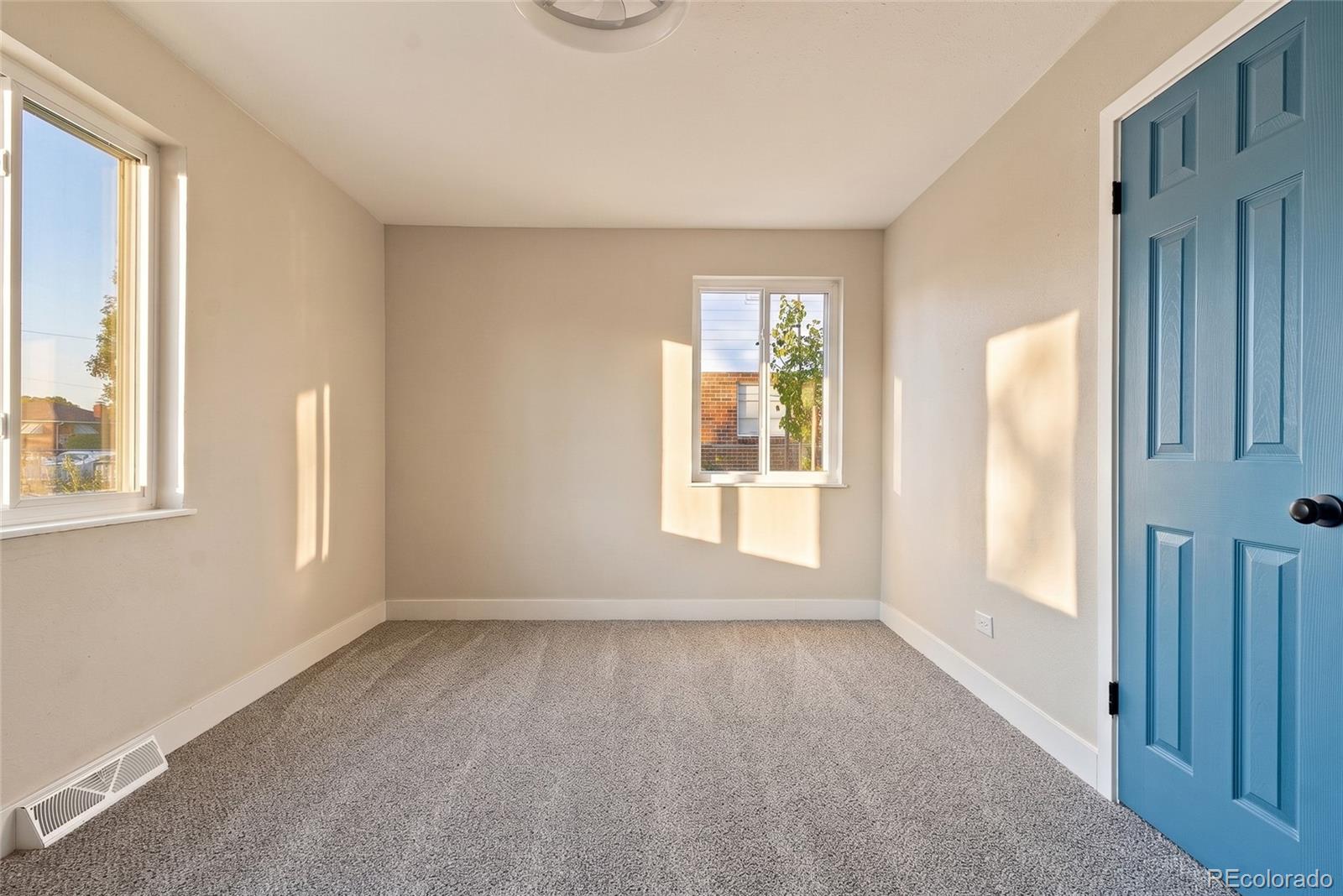 MLS Image #17 for 3055 n holly street,denver, Colorado