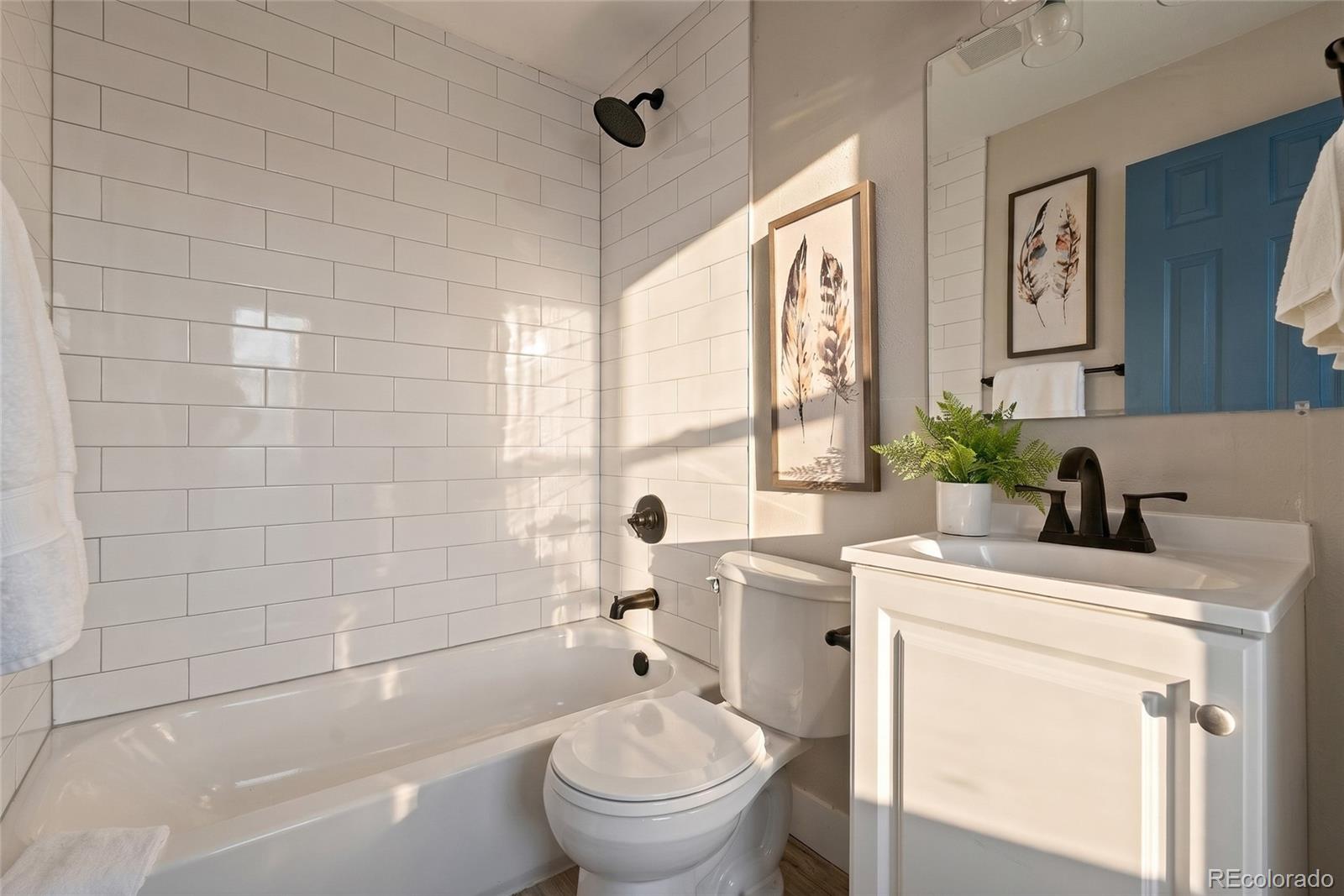 MLS Image #20 for 3055 n holly street,denver, Colorado