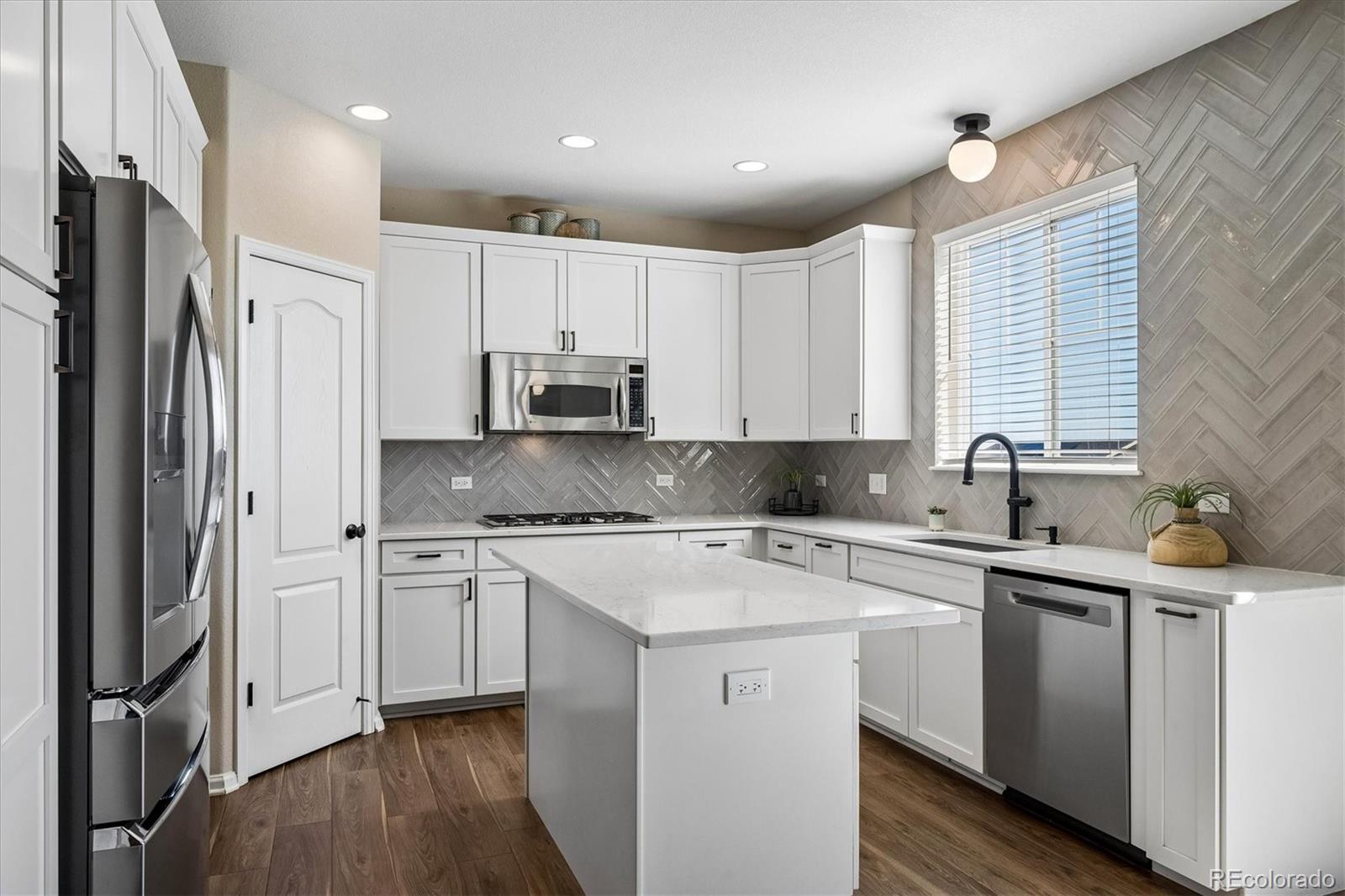 MLS Image #7 for 10198  greenfield circle,parker, Colorado
