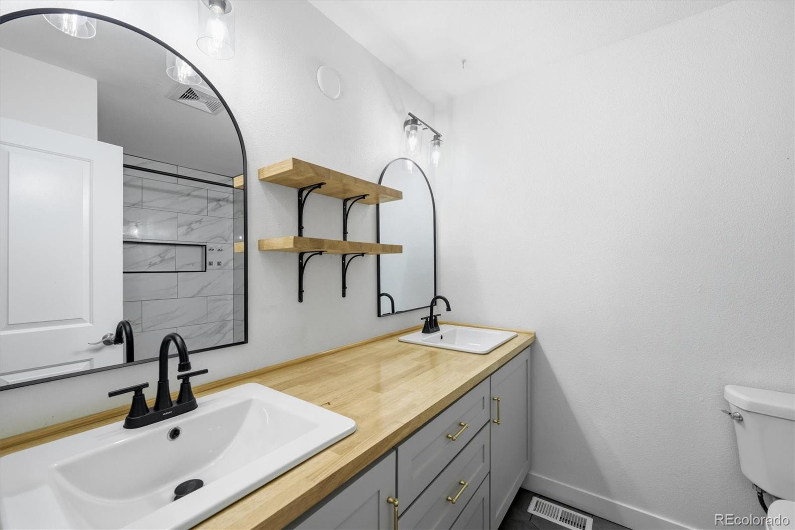 MLS Image #20 for 8199  welby road,thornton, Colorado