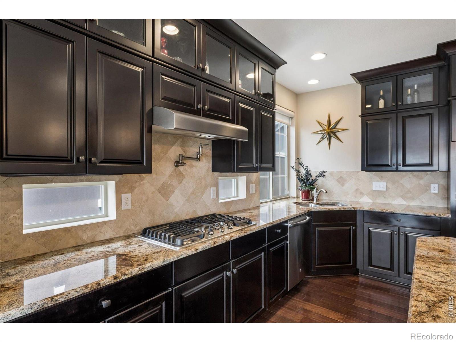 MLS Image #10 for 584  indian peaks drive,erie, Colorado