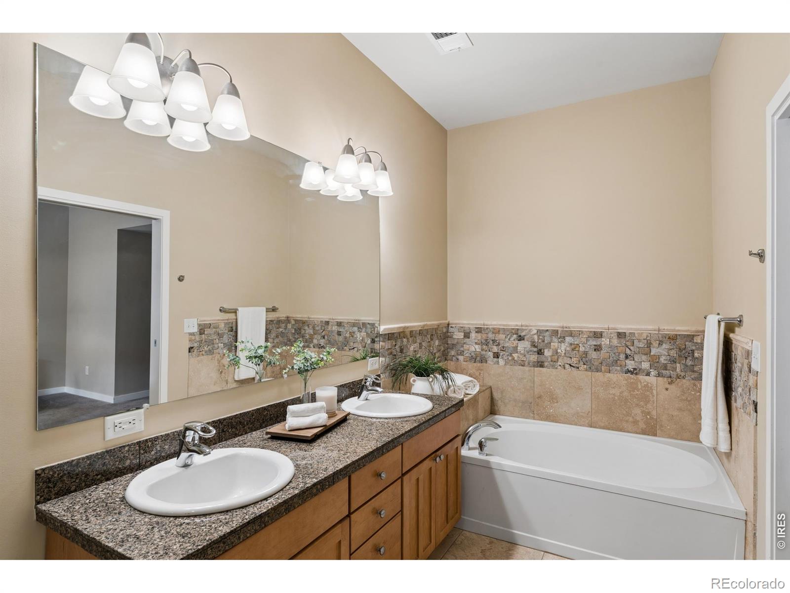 MLS Image #11 for 1057 w century drive,louisville, Colorado