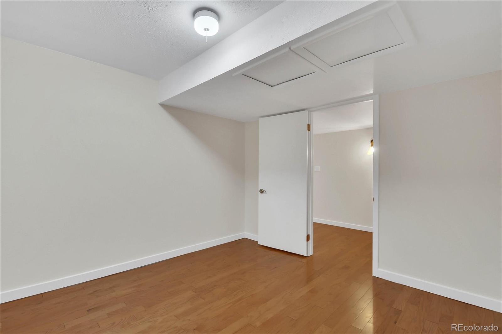 MLS Image #36 for 315 w davies avenue,littleton, Colorado