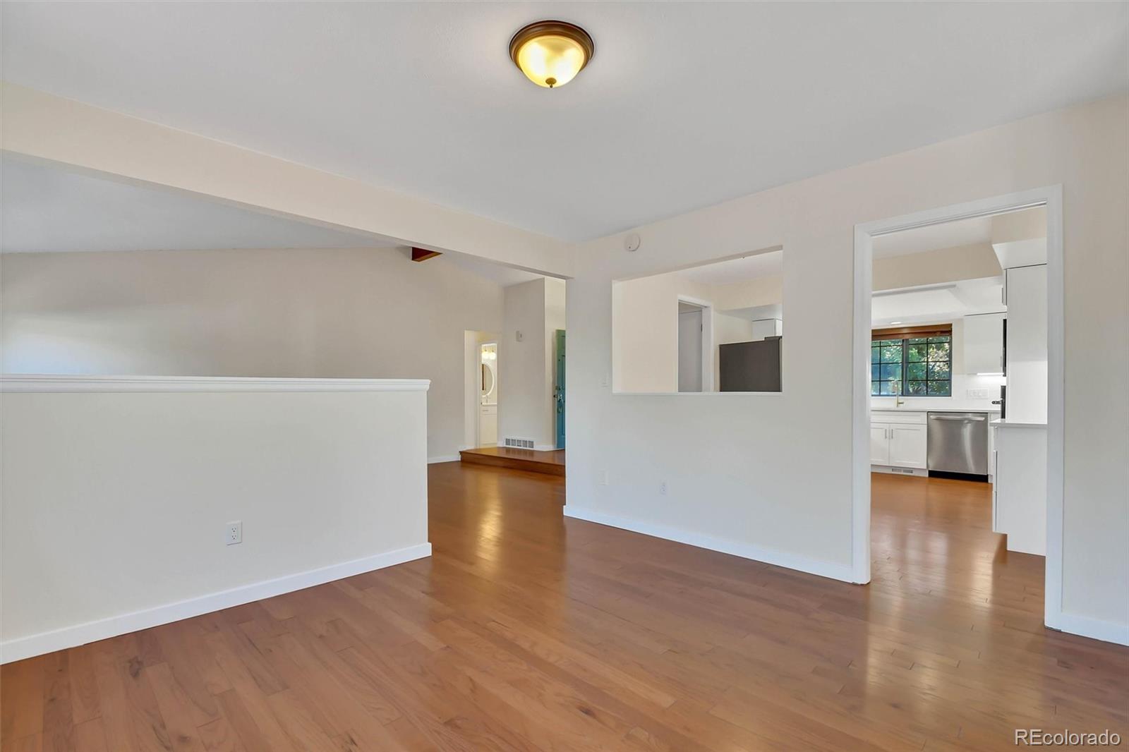 MLS Image #5 for 315 w davies avenue,littleton, Colorado