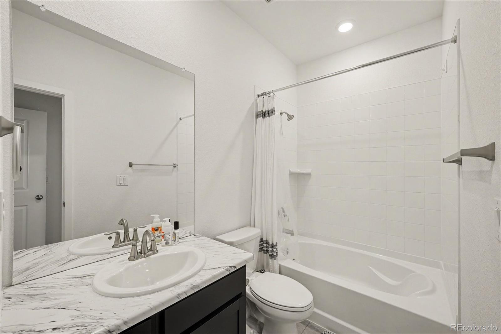 MLS Image #13 for 7444 w evans place,denver, Colorado
