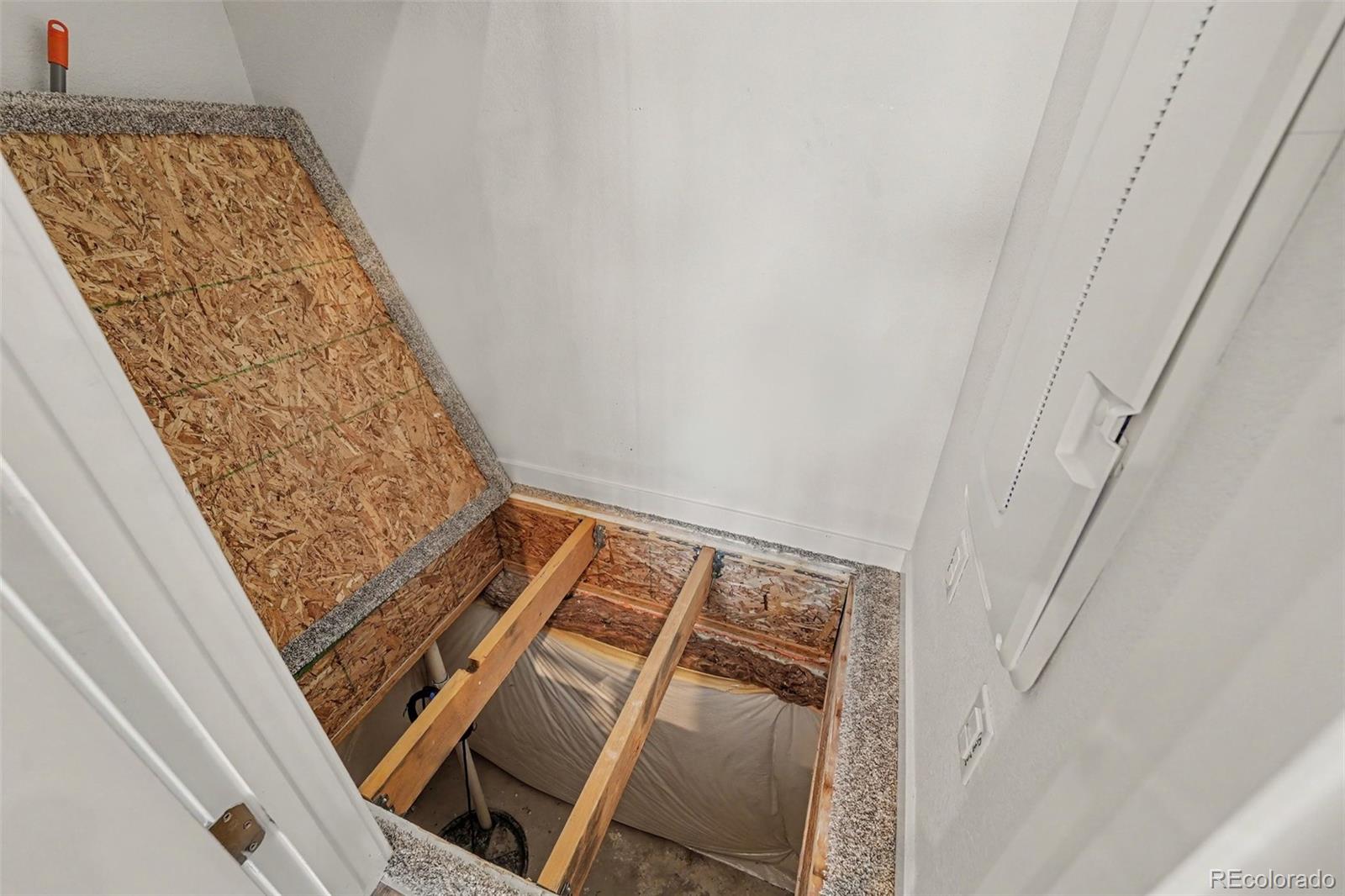 MLS Image #15 for 7444 w evans place,denver, Colorado