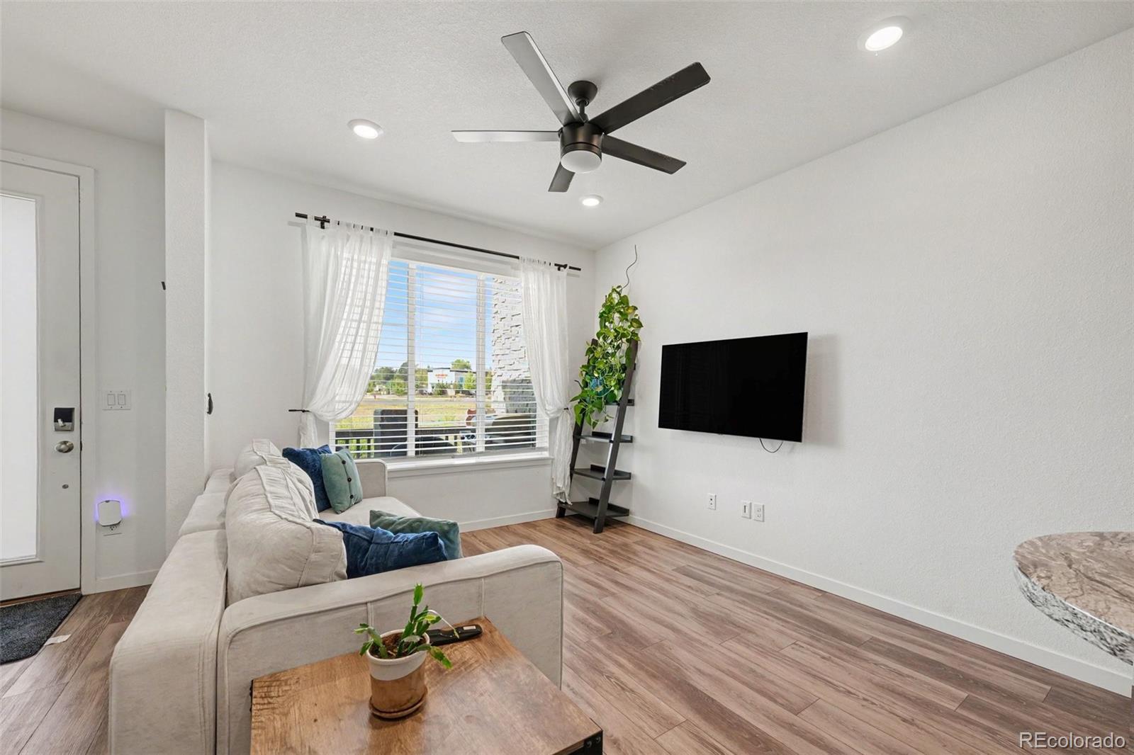 MLS Image #7 for 7444 w evans place,denver, Colorado