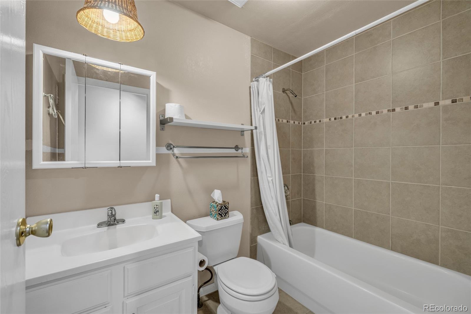 MLS Image #14 for 523  gayle street,fort morgan, Colorado