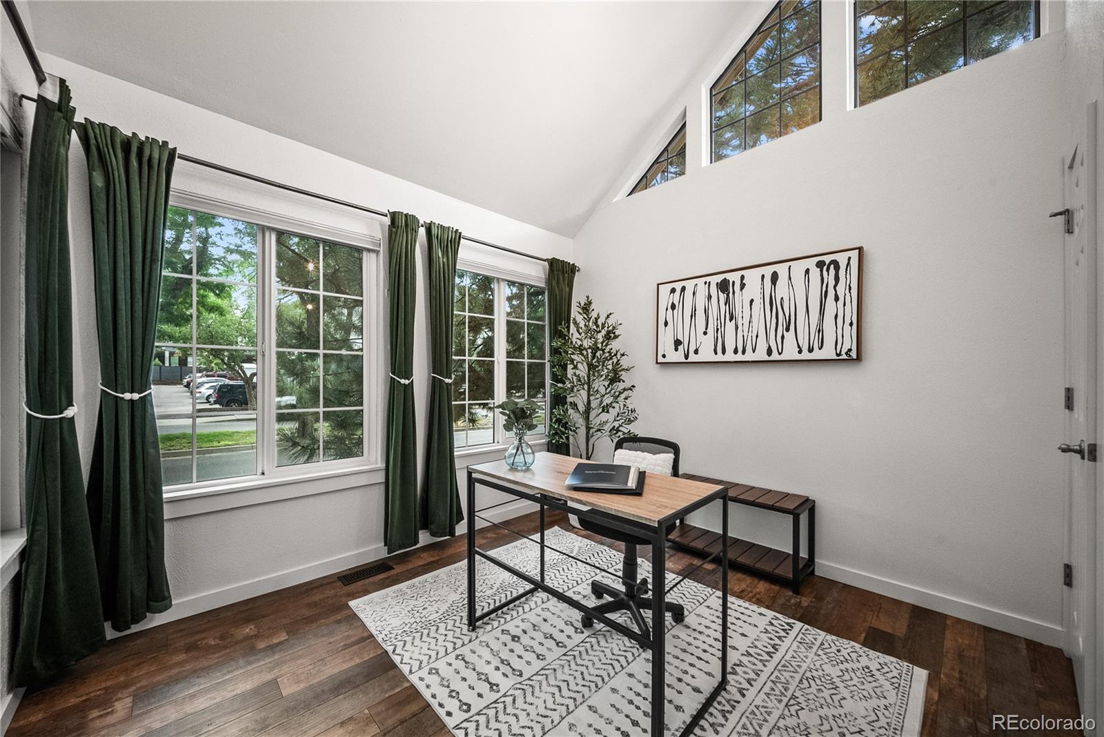 MLS Image #18 for 910 s dahlia street,denver, Colorado