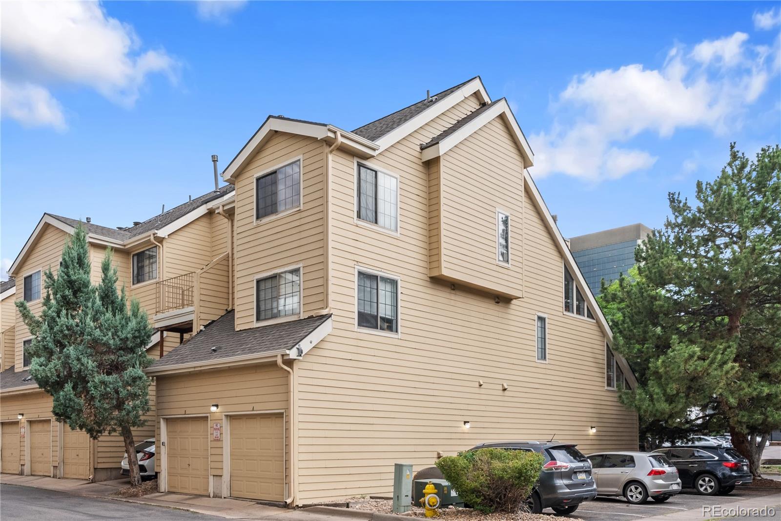 MLS Image #28 for 910 s dahlia street a,denver, Colorado
