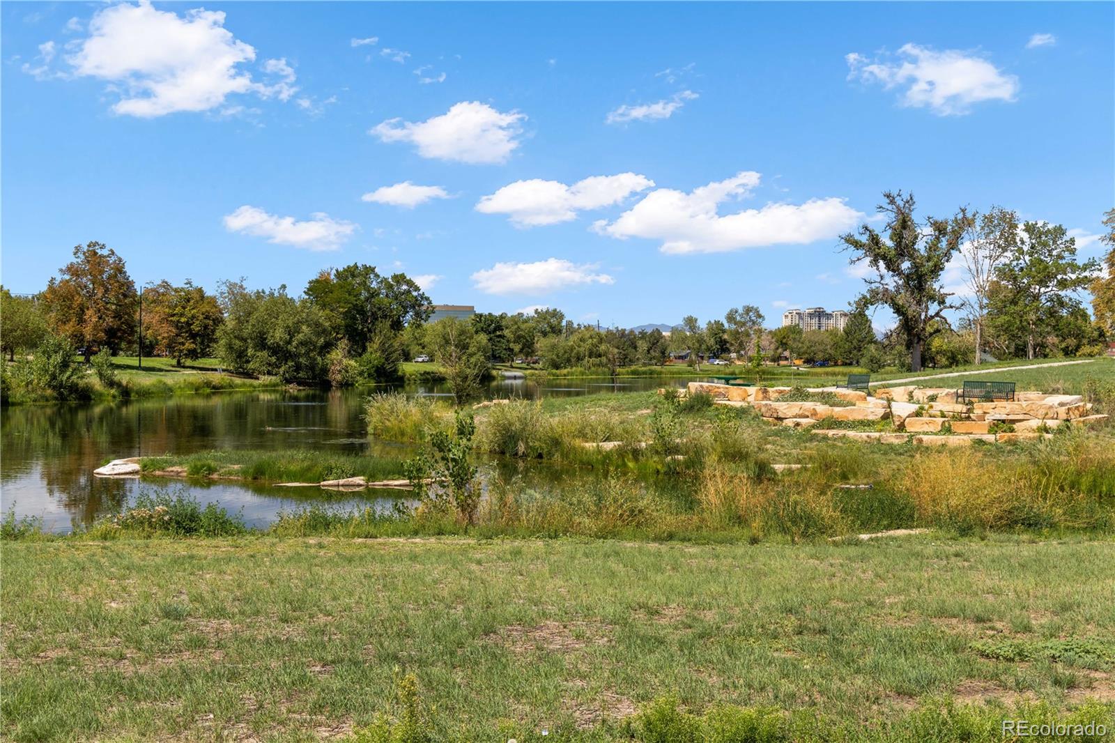 MLS Image #30 for 910 s dahlia street a,denver, Colorado