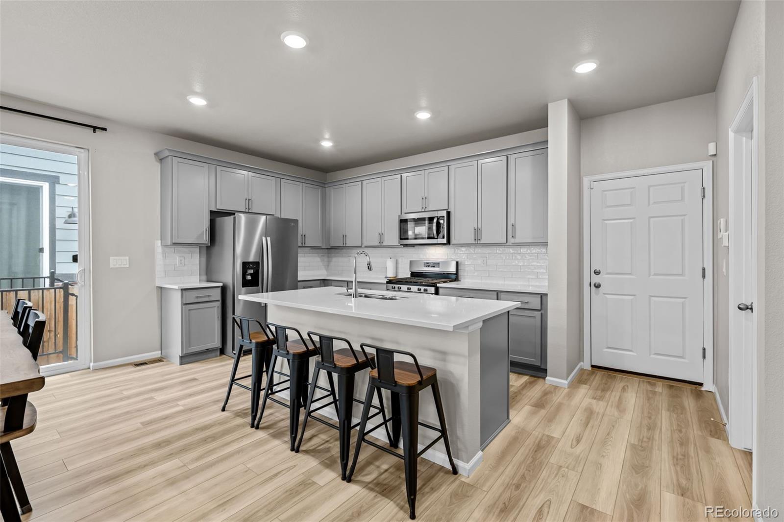 MLS Image #7 for 737 n tempe street,aurora, Colorado