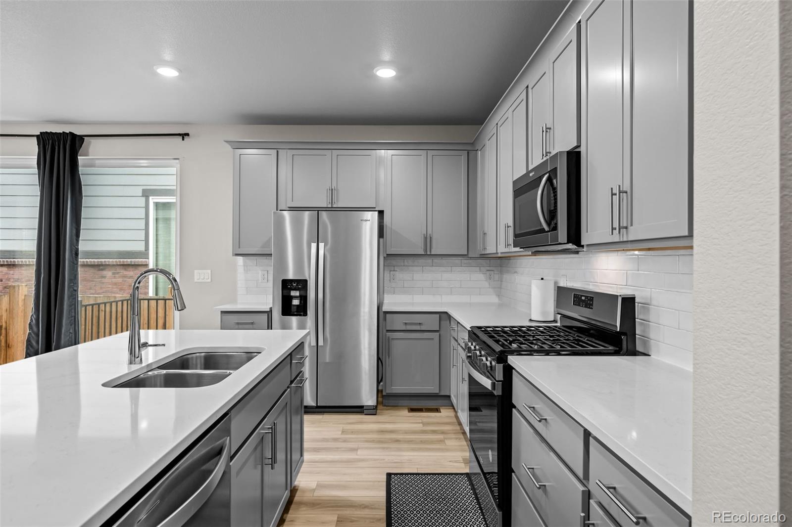 MLS Image #8 for 737 n tempe street,aurora, Colorado
