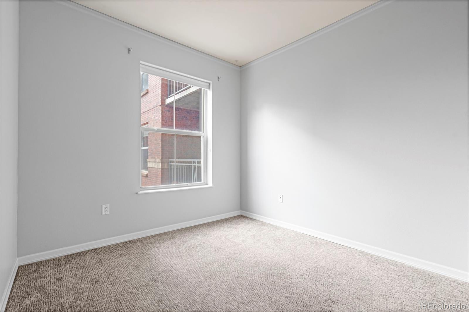 MLS Image #16 for 1975 n grant street,denver, Colorado